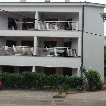 Appartement Studio Apartman Lady à Njivice Extérieur photo